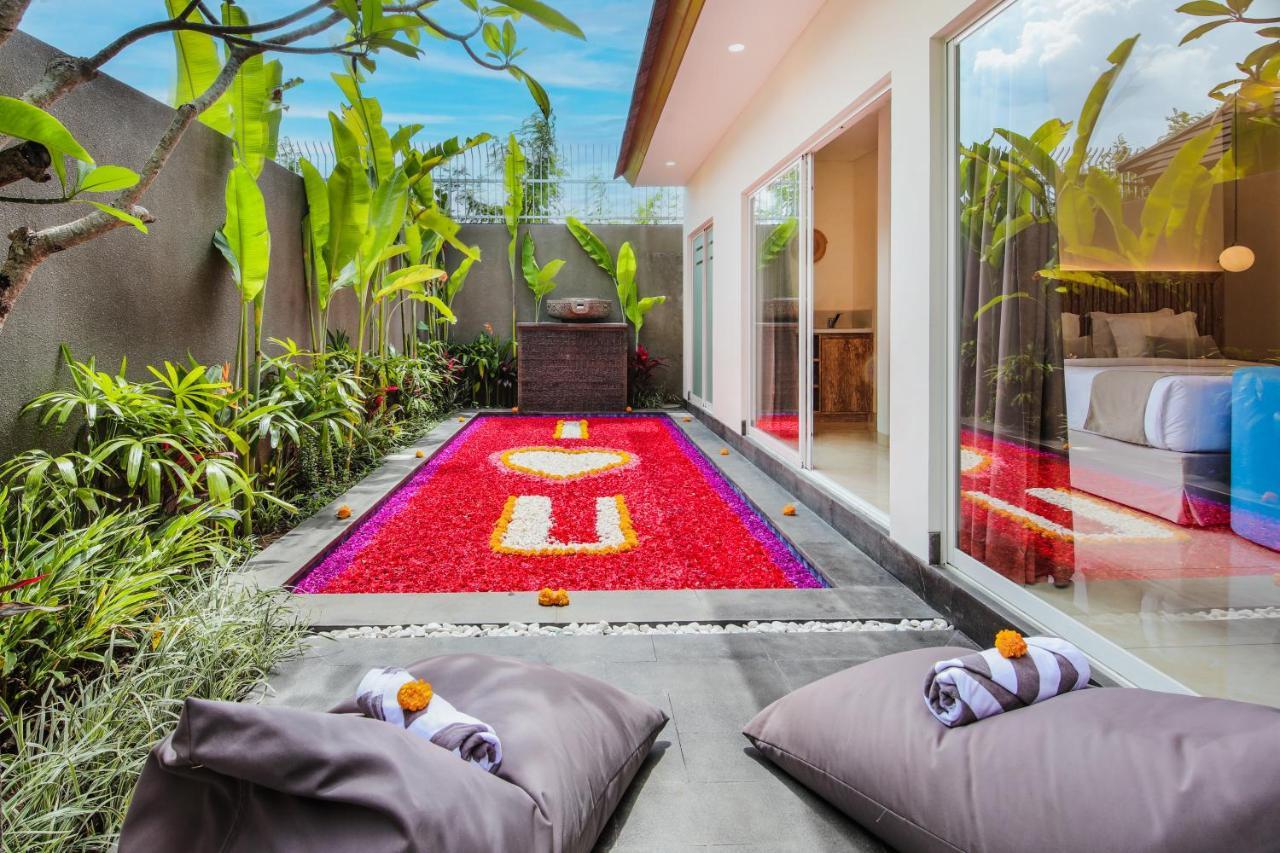 Le Cielo Romantic Villas By Maviba Seminyak Eksteriør bilde
